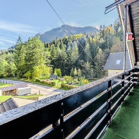 מויסטראנה Idyllic Triglav Forest Retreat - Alps, Trails, Lakes, Falls מראה חיצוני תמונה